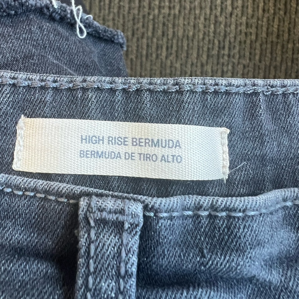 Universal Threads high rise bermuda - Picture 3 of 4